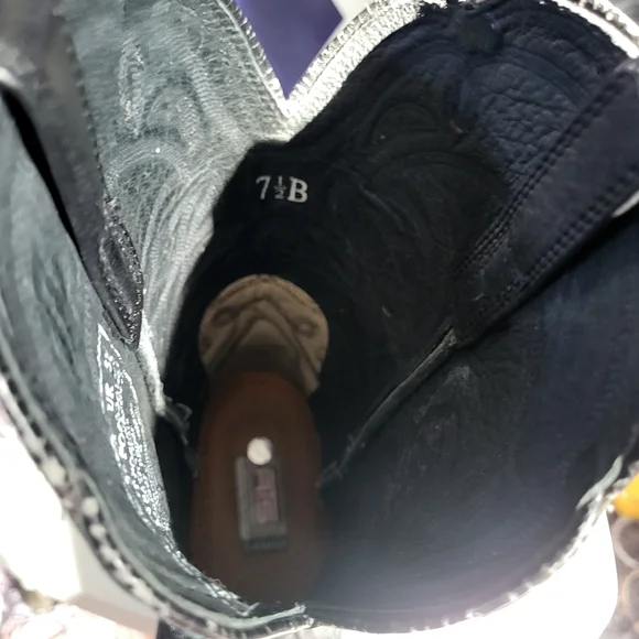 Ariat Black Leather Cowboy Boots - Picture 7 of 10